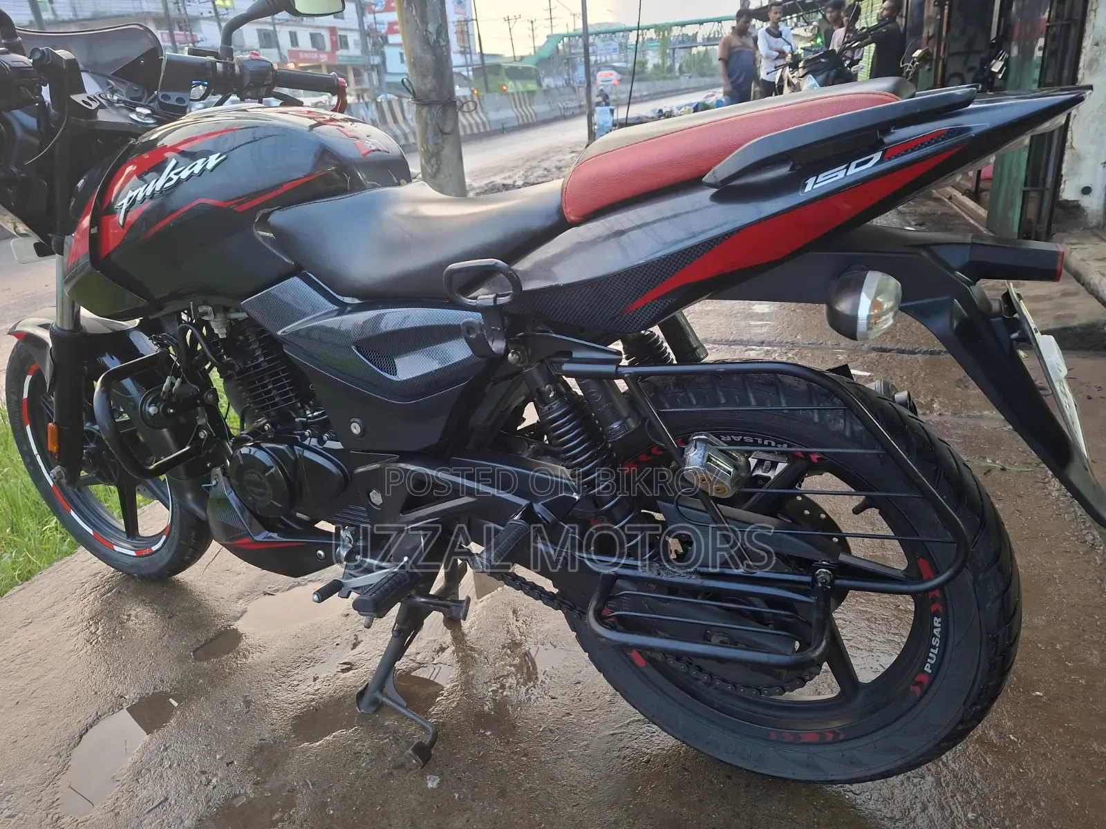 বাজাজ পালসার ১৫০ ২০২২ ব্ল্যাক