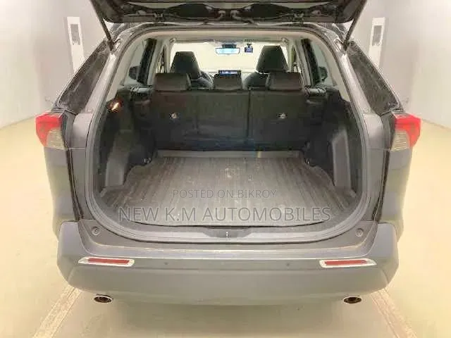 Toyota RAV4 2021 Black