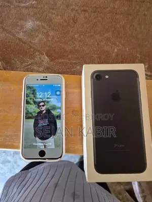 Apple iPhone 7 32 GB Black
