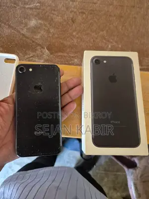 Apple iPhone 7 32 GB Black