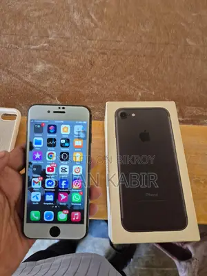 Apple iPhone 7 32 GB Black
