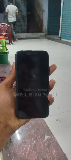 Apple iPhone 11 64 GB Black
