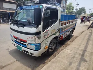 টয়োটা ডাইনা পিকআপ ২০১৯