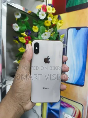 অ্যাপল আইফোন এক্সএস ৬৪ জিবি