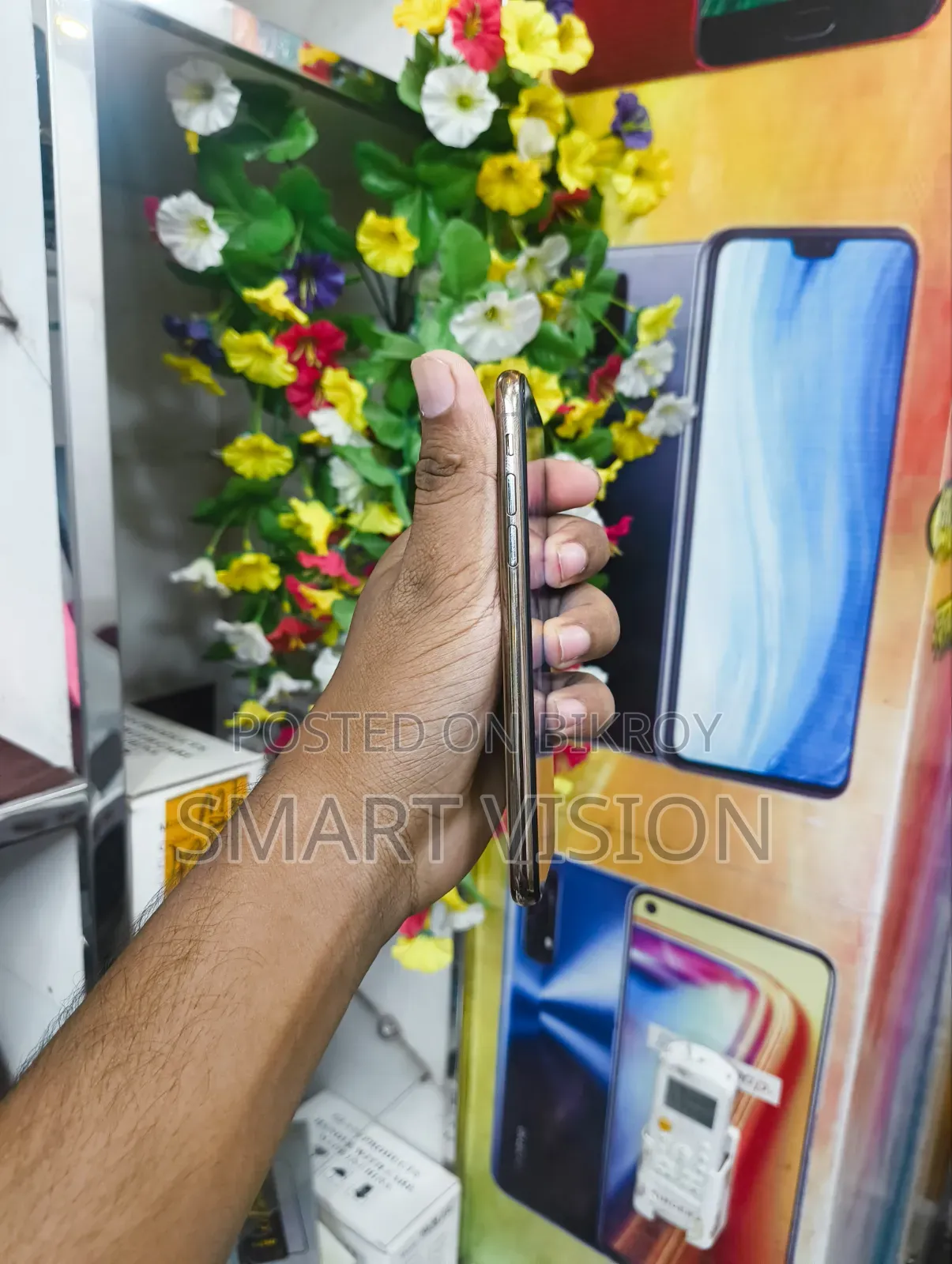 অ্যাপল আইফোন এক্সএস ৬৪ জিবি