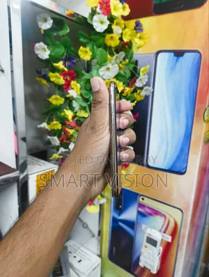 অ্যাপল আইফোন এক্সএস ৬৪ জিবি