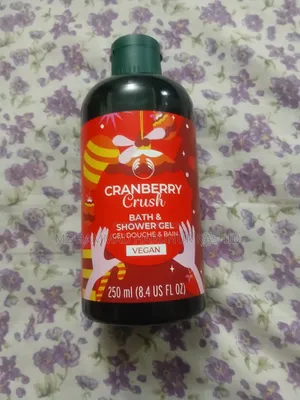 ক্র্যানবেরি ক্রাশ শওয়ার জেল ২৫০ মিলি