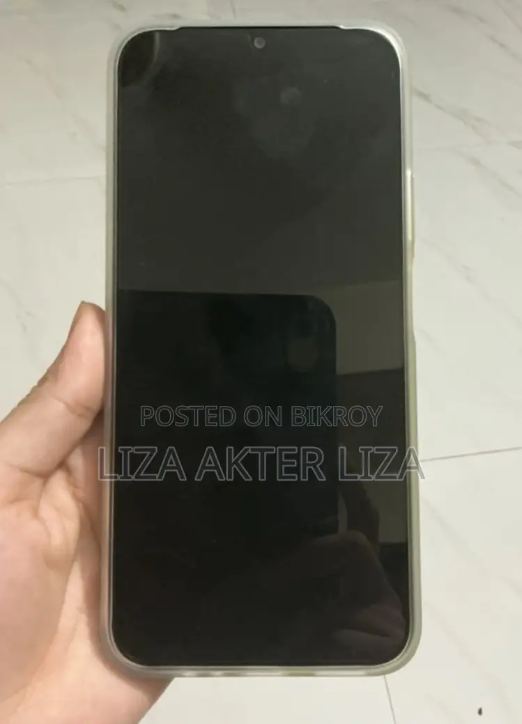 নতুন রিয়েলমি সি১০০ ১২৮ জিবি সাদা