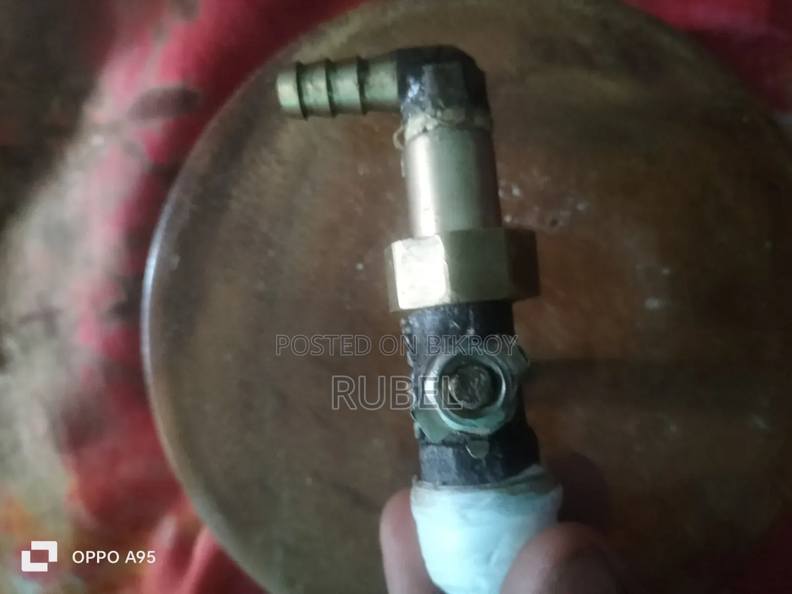 গ্যাসের চুলা ও চাবি বিক্রি হবে