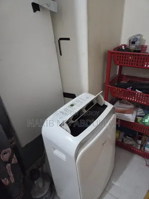 মিডিয়া ১ টন পোর্টেবল এসি