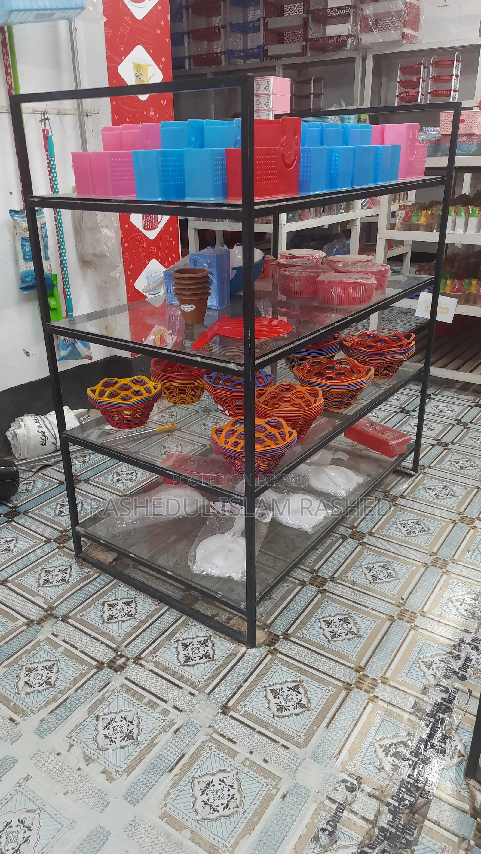 Showroom Rack For Sale