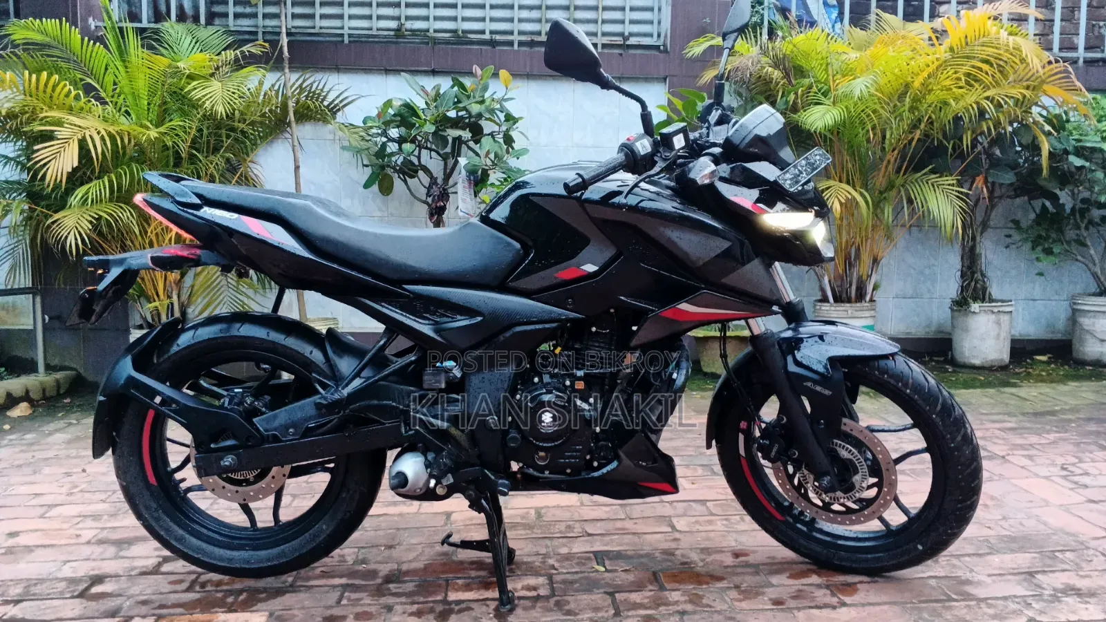 New Bajaj Pulsar N160 2026 Black