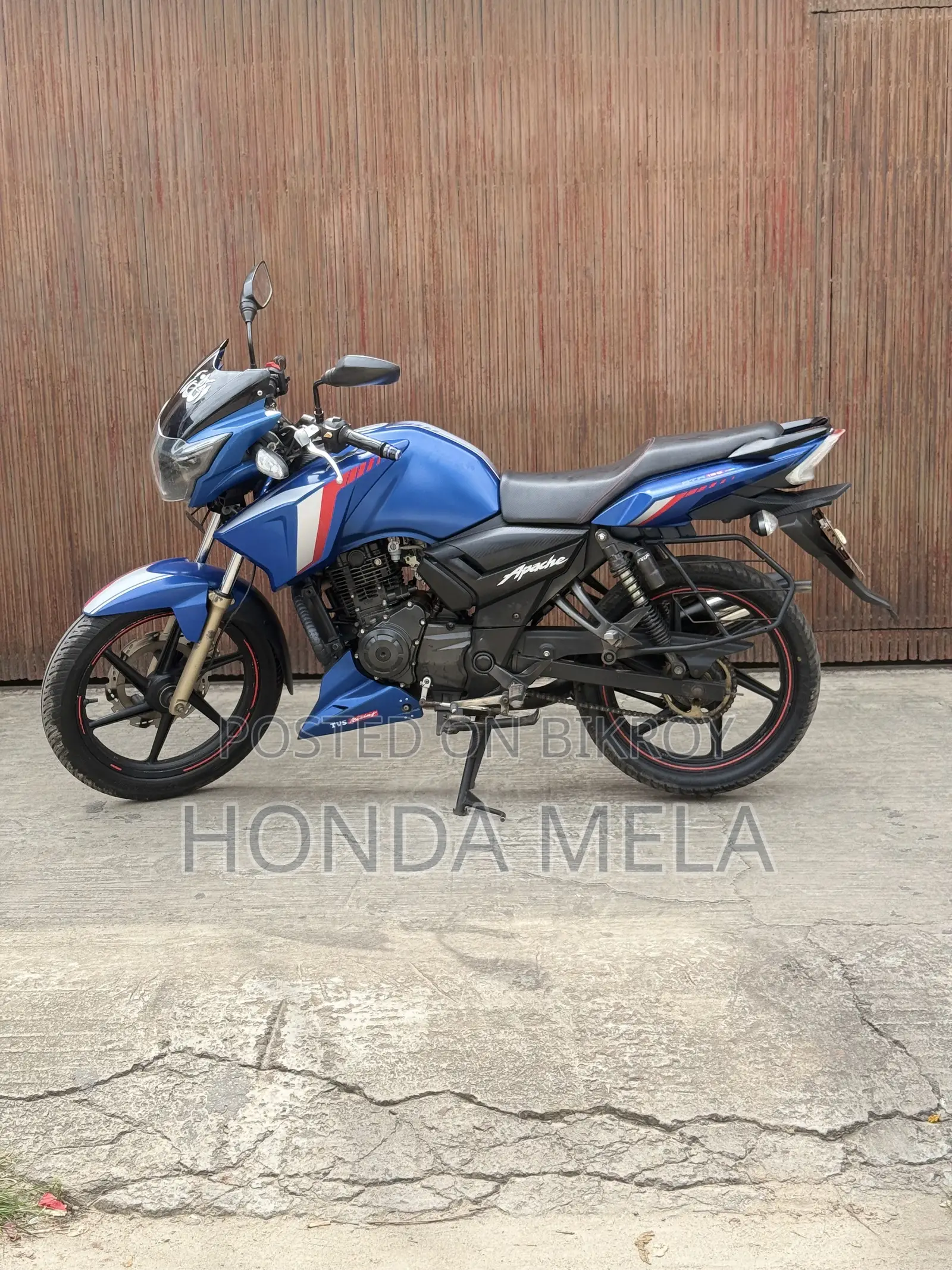 TVS Apache RTR 160 2V 2018 Blue