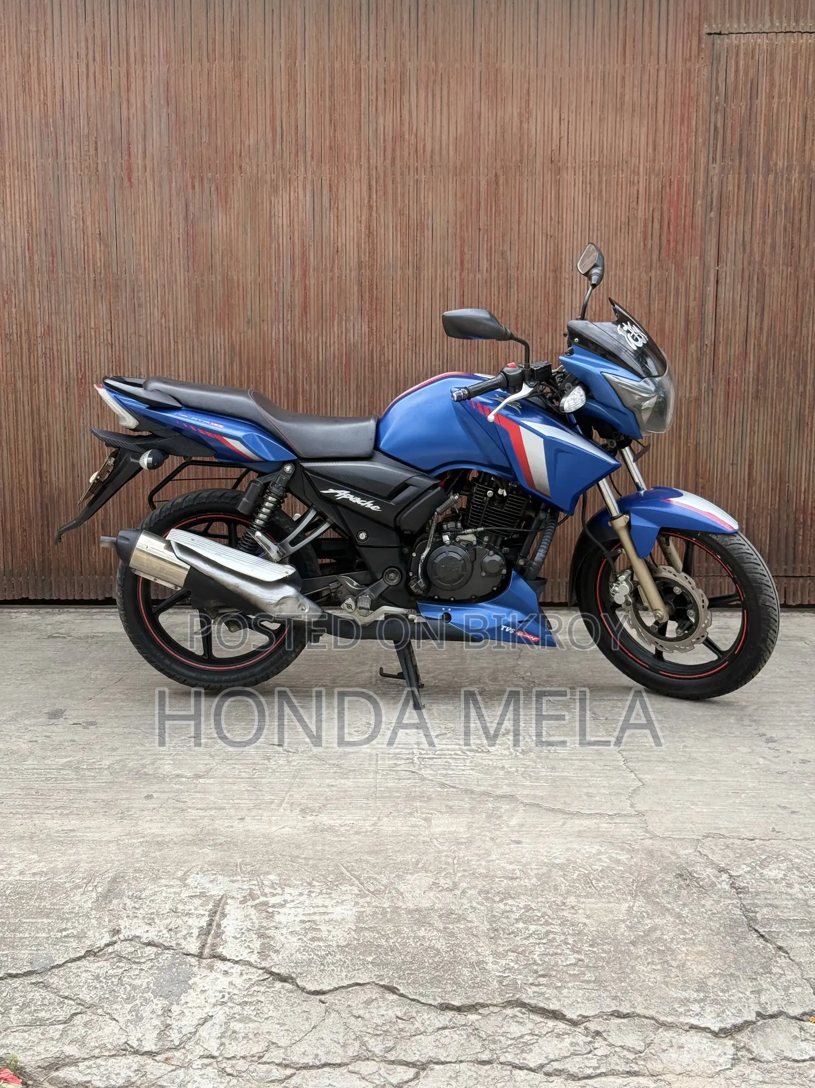 TVS Apache RTR 160 2V 2018 Blue