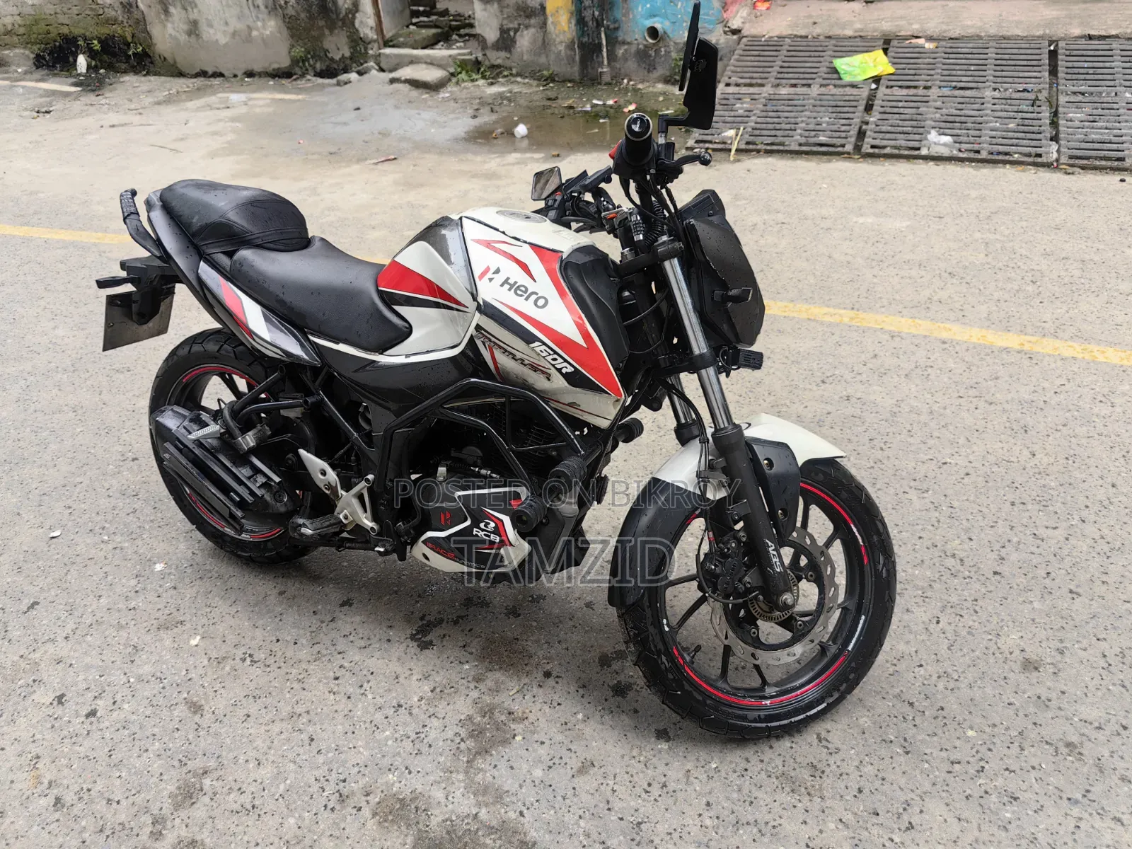 হিরো থ্রিলার ১৬০আর রিফ্রেশ ২০২৩ সাদা