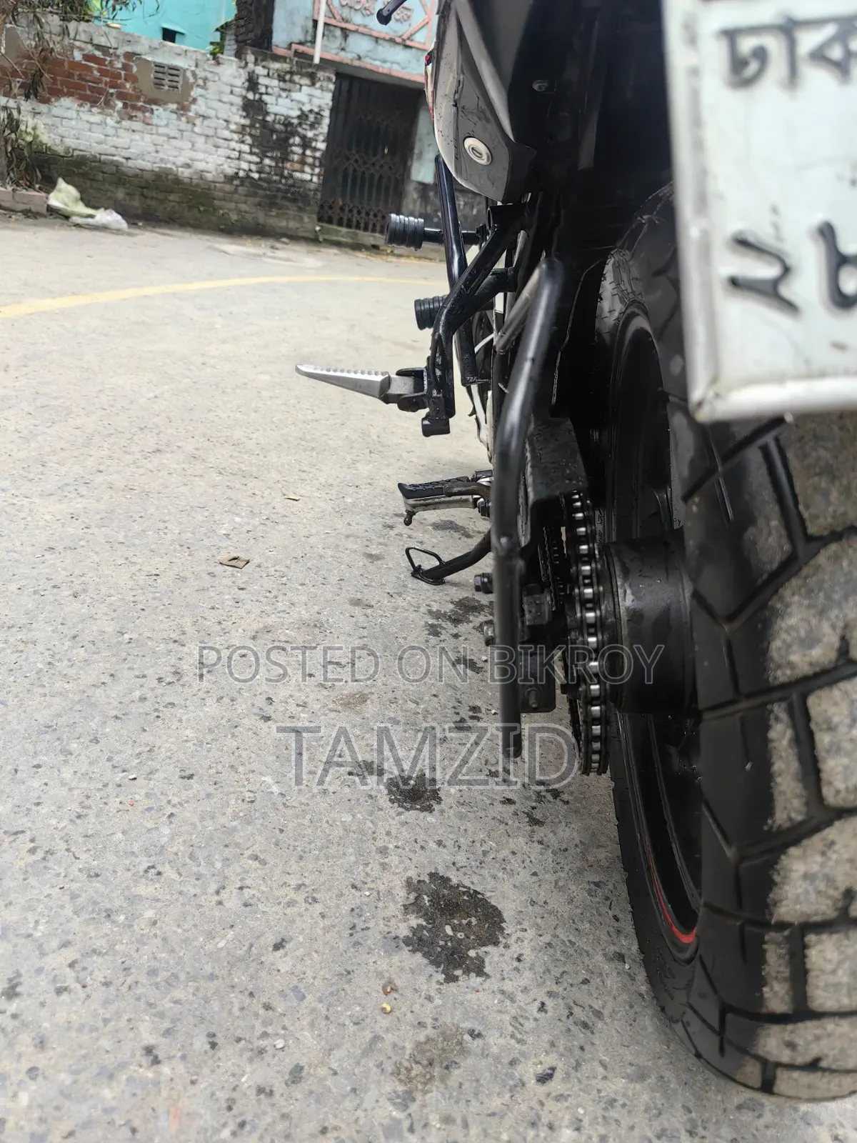 হিরো থ্রিলার ১৬০আর রিফ্রেশ ২০২৩ সাদা