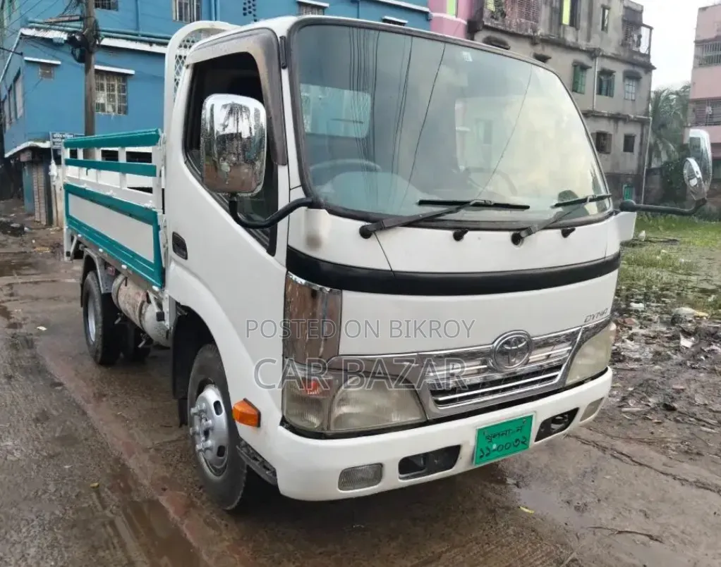 টয়োটা ডায়না পিকআপ ২০১৭