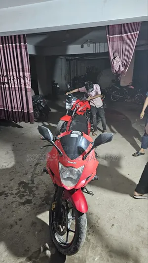 সুজুকি জিক্সার এসএফ ২০২০ রেড