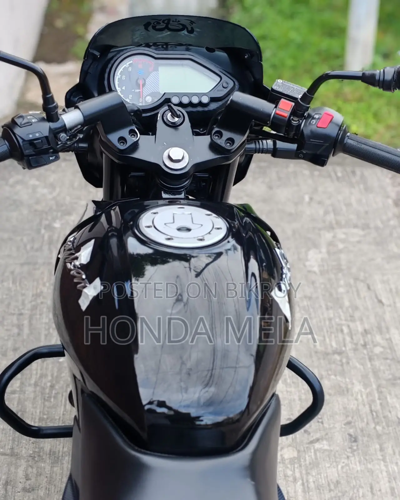 বাজাজ পালসার ১৫০ ২০২১ ব্ল্যাক