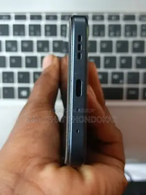 New Oppo A6 128 GB Blue