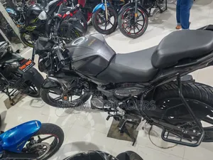 Hero Xtreme 125R 2026 Black
