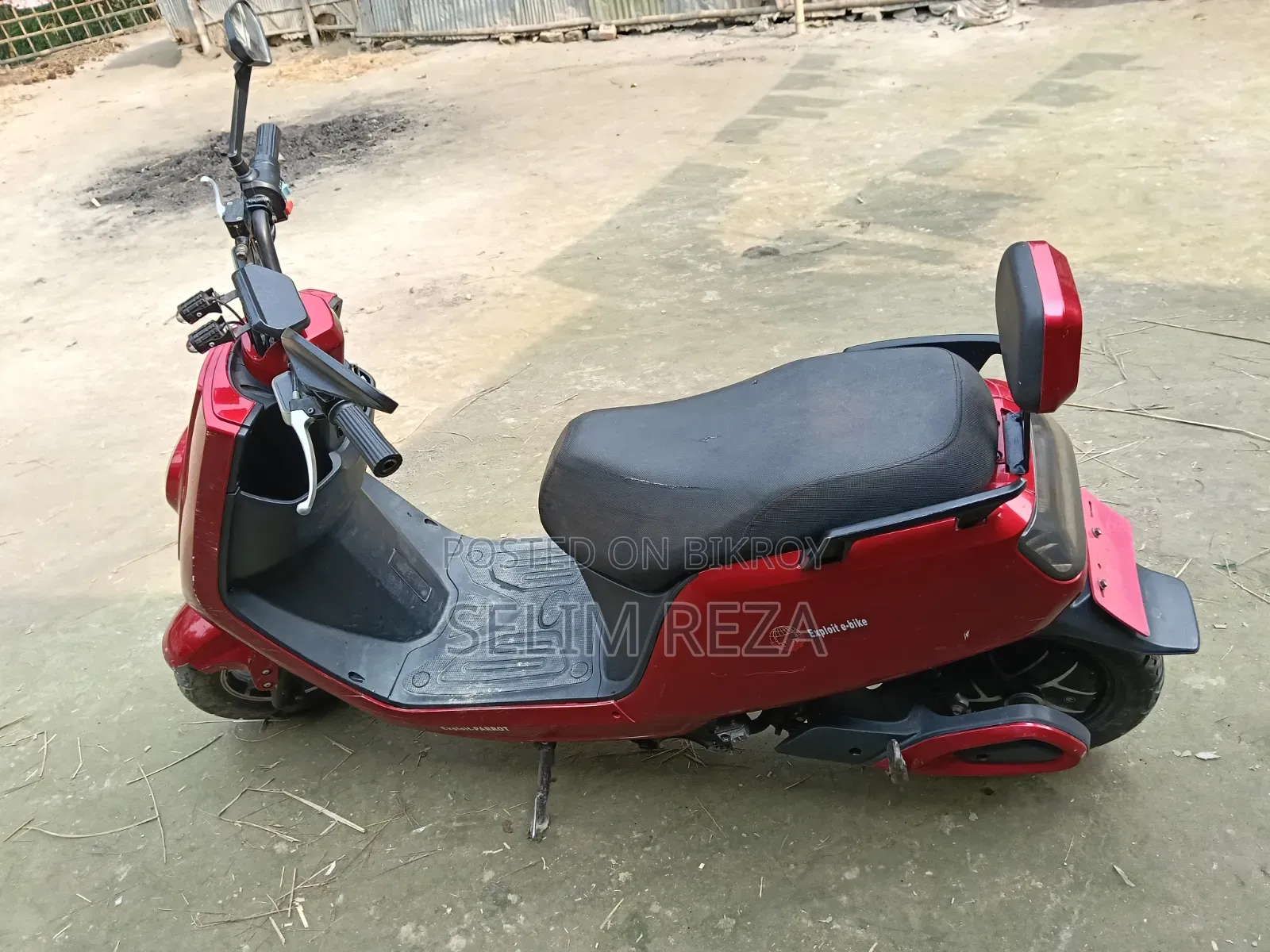Motorcycle 2022 Red
