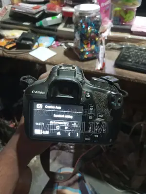 কেনন 1200ডি 18/55 কিট ল্যান্স ফুল ফ্রেস ক্যামরা