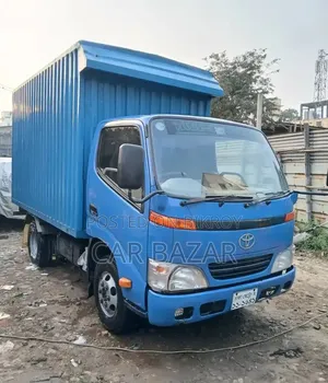 টয়োটা ডায়না কভার ভ্যান ২০০৩