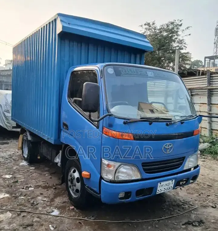 টয়োটা ডায়না কভার ভ্যান ২০০৩