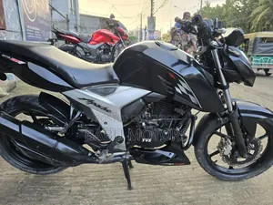TVS Apache RTR 160 2V ABS 2022 Black