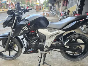 TVS Apache RTR 160 2V ABS 2022 Black