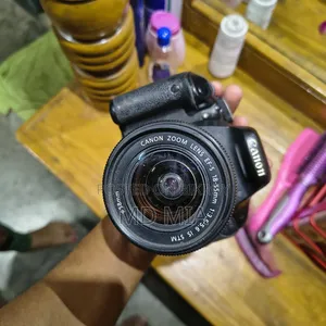 Canon 600D Camera With STM Lens 18/55