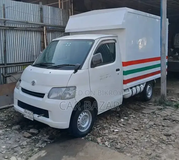 টয়োটা S40 কাভার ভ্যান ২০০৮