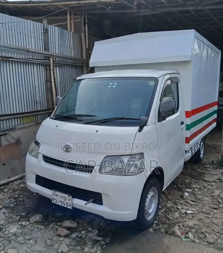 টয়োটা S40 কাভার ভ্যান ২০০৮