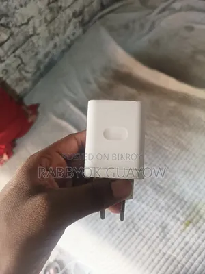 অনেক ভালো চার্জার ফাস্ট চার্জিংগা সিস্টেম 33w অরজিনাল লাগলে নিতে পারেন