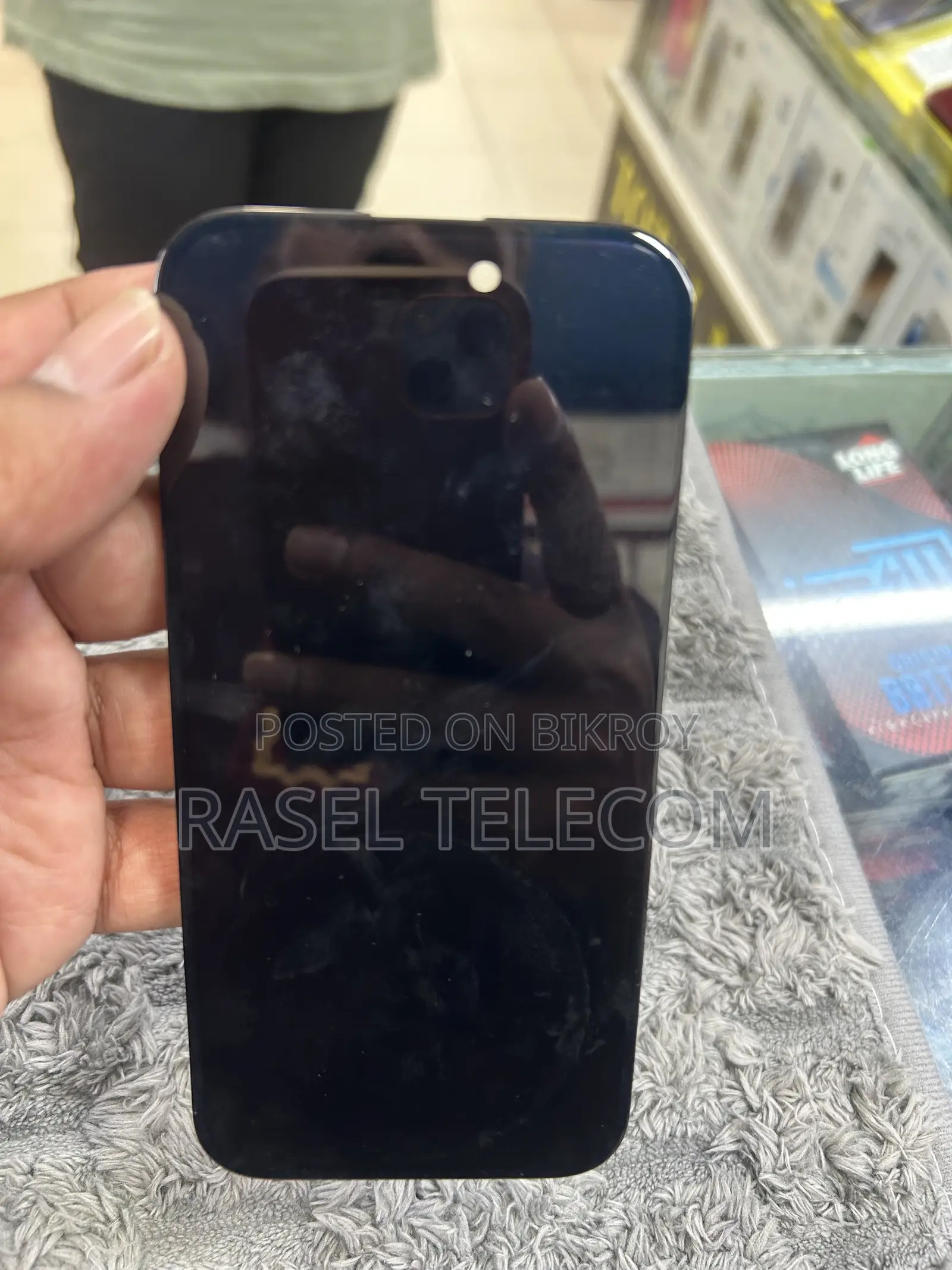 iPhone 15 100% Sat Orgnal Despley