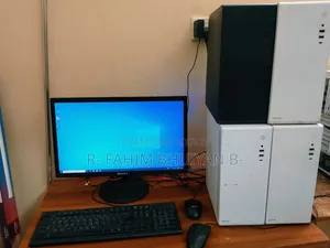 Desktop Computer 8GB Intel Core i7 SSD 256GB