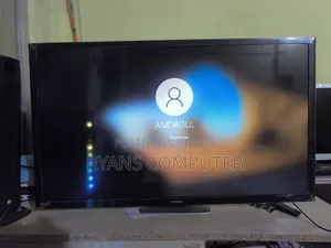 স্যামসাং ৩২" Led TV ও আকাশ ডিটিএস সেটাপ ব্ক্স  এক সাথে