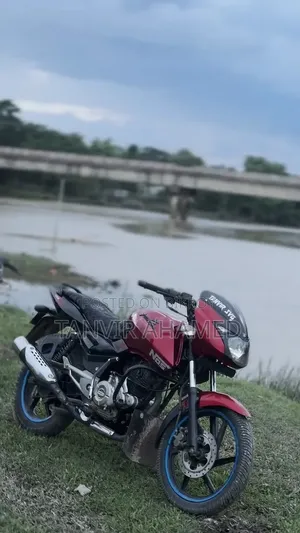 Bajaj Pulsar 150 2012 Red