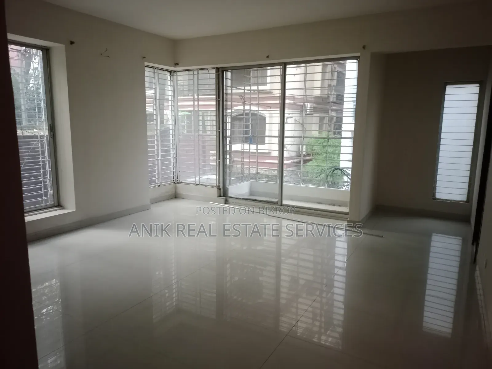 3bdrm Apartment in Anik Real Estate, Gulshan for rent