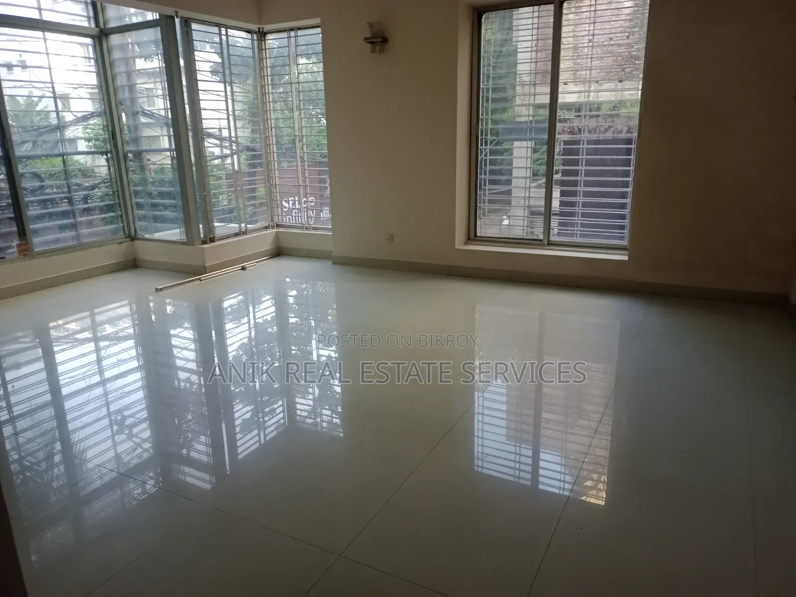 3bdrm Apartment in Anik Real Estate, Gulshan for rent