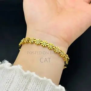 Premium Gold Color Floral Bracelet for Women | Stylish Flower Design