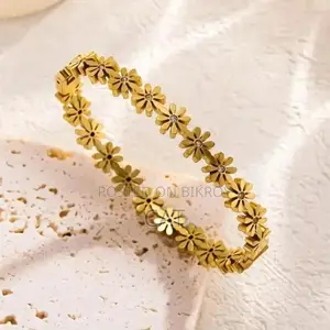 Premium Gold Color Floral Bracelet for Women | Stylish Flower Design