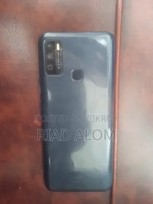 Infinix Hot 9 Play 32 GB Blue