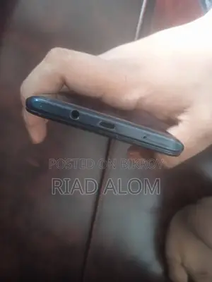 Infinix Hot 9 Play 32 GB Blue