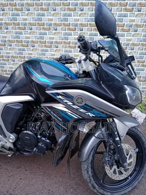 Yamaha FZS V2 2018 Blue