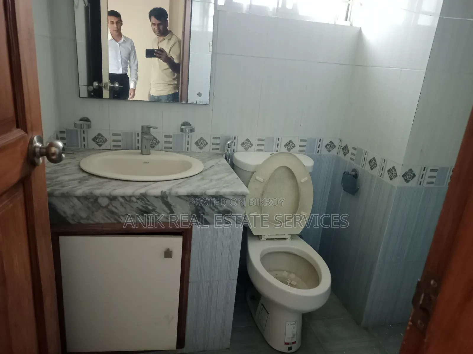 3bdrm Apartment in Anik Real Estate, Gulshan for rent