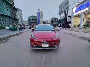 Toyota Prius 2019 Red