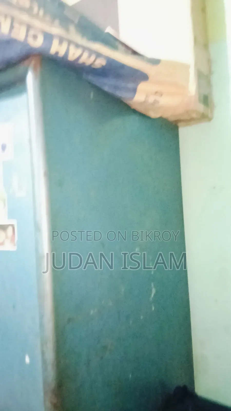 স্টিলের শক্ত আলমারি বিক্রি করা হবে
