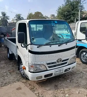 Toyota Dyna Pickup Diesel 2012